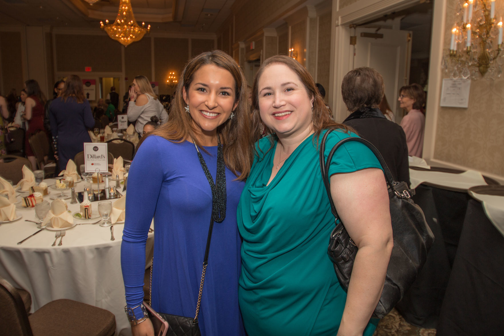 102018handbagstoendhunger24.jpg